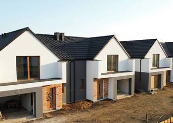 Kębłowo,  fotowoltaika, pompa ciepła, garaż