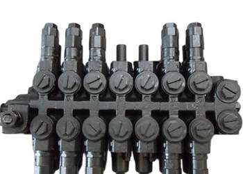 JCB 25/222702 7-sekcyjny rozdzielacz hydrauliczny do JCB