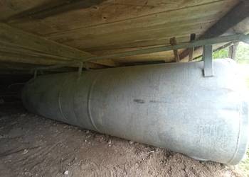 Sprzedam beczki 2000 i 600 litrów