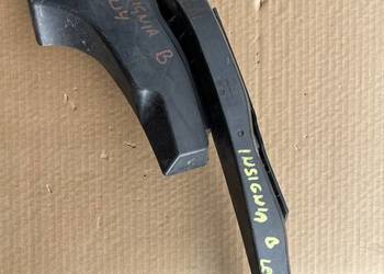 UCHWYT MOCOWANIE ŚLIZG POD LAMPE LEWY PRZÓD OPEL INSIGNIA B 13491381