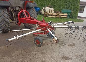 Zgrabiarka karuzelowa KUHN GA 280 SP