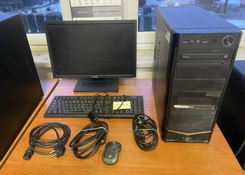 Zestaw komputer + monitor + klawiatura