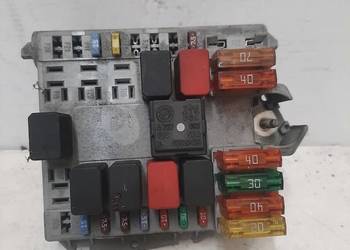 Fiat Doblo FL Lift 1,9 MJTD skrzynka bezpieczników 51763772