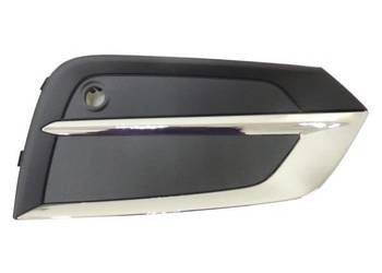 VOLVO XC60 II przednia prawa kratka chrom zderzaka OE VOLVO XC60 II przednia prawa kratka chrom zderzaka OE