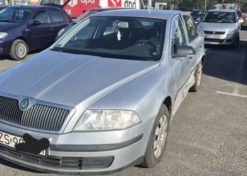 Skoda Octavia rok 2008 , 1.6 mpi - sprawna,  jeżdżącą