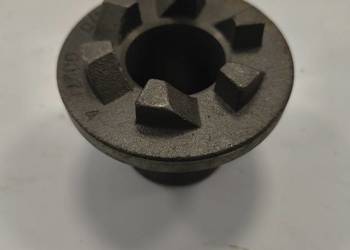 Tuleja Kołowa Sprzęgła Rozsiewacza KOS