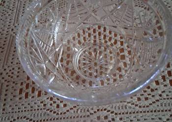 Sprzedam krysztalowe dwie popielniczki i miseczkę