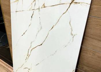 Gres marmuropodobny 120x60 z delikatną ZŁOTĄ ŻYŁKĄ