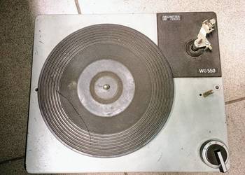 Mechanizm z silnikiem gramofonu