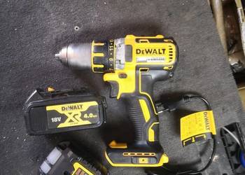 DeWalt DCD790 ładowarka i akumulator 4Ah