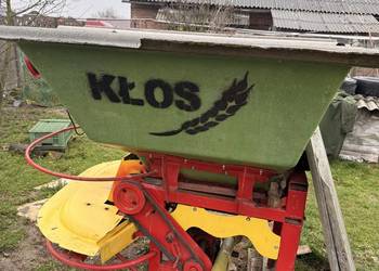 Rozsiewacz nawozu dwutalerzowy KŁOS MOTYL