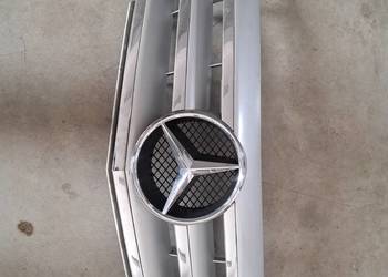 Mercedes-Benz W245 grill atrapa maskownica