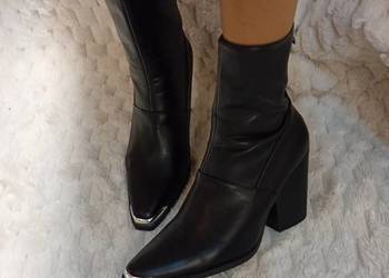 (40) Boohoo, czarne botki kowbojki z Londynu, Nowe