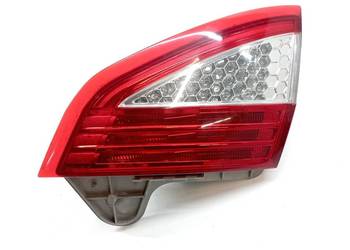 LAMPA TYŁ W KLAPĘ PRAWA 5D HB  Ford Mondeo Mk4 (2007-2014)