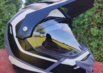 Kask Enduro z blendą przeciwsłoneczna
