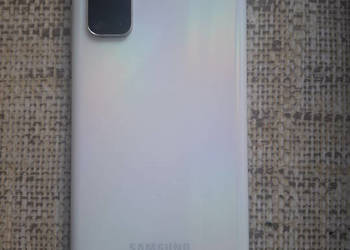 Samsung Galaxy S20 używany.