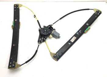 PODNOŚNIK SZYBY PRAWY PRZÓD SKODA OCTAVIA III 5E0837462B Hatchback