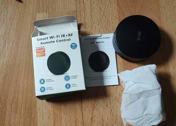Uniwersalny pilot WiFi IR / RF 433MHz TUYA