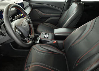 Ford Mustang Mach-E Standard Range AWD