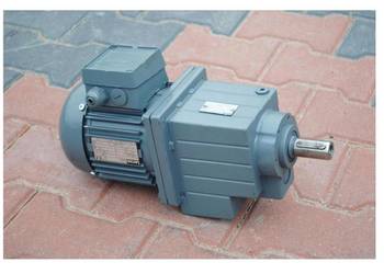 MOTOREDUKTOR 0.25kw. 31obr./min.. Firmy LENZE!!!
