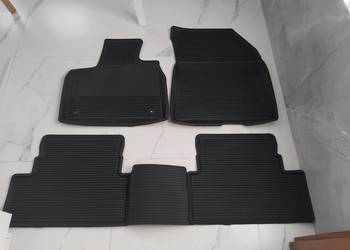 Peugeot 3008 oryginalne dywaniki gumowe nr:1616435080 !!!