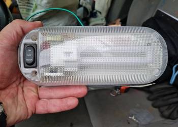 Lampka Oświetlenia Kabiny 24V Ciężarówka Autobus Straż Pożarna Kamper TIR