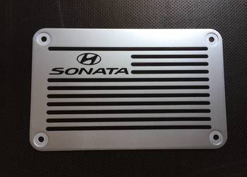 EMBLEMAT W DYWANIK HYUNDAI SONATA
