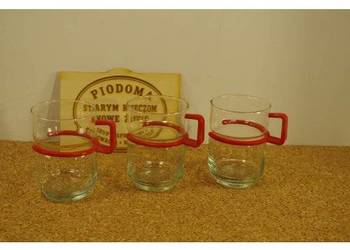 Komplet 3 szklanek vintage z czerwonym uchwytem – design lat 70/80