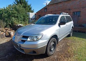 Mitsubishi Outlander 2.0i 2005r klima hak z Niemiec