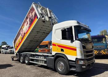 Z wydmuchem do śruty pelettu paszy Scania R 500