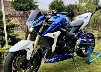 Suzuki GSR 750 piękny kolor, niski przebieg