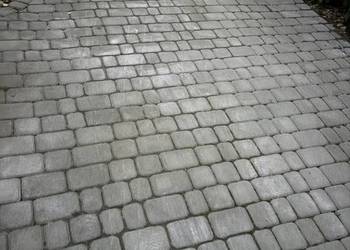 Kostka brukowa około 60 m²