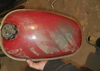 Komar 2320 zbiornik paliwa z zakręcanym korkiem