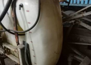 Opryskiwacz, Pilmet 400l,15m