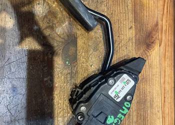 Potencjometr gazu OPEL Omega B 9226943AB