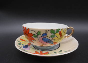 Unikatowa Japońska Filiżanka ze Spodkiem – Ręcznie Malowana Porcelana