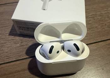Air pods 4