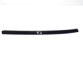 LISTWA ZGARNIAJĄCA SZYBY PRAWA PRZEDNIA 8X3863706B AUDI A1 8X 3D LY9B