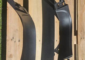 Plastiki tylnej klapy czarne do Chrysler Pacifica