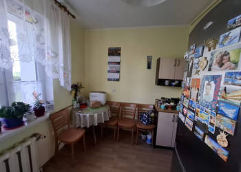 Sprzedam mieszkanie na parterze,2 pokoje,balkon