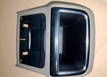 Audi A4 B8 tunel środkowy