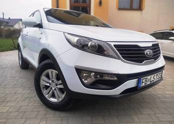 Kia Sportage III 2.0CRDI 136KM AWD 4x4 navi czujniki kamera hak 2014r.