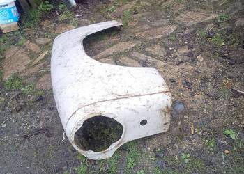 Syrena  błotnik  przód lewy