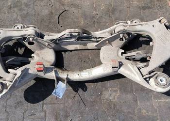 BELKA / SANKI TYŁ AUDI A8 D3 4E0505235C