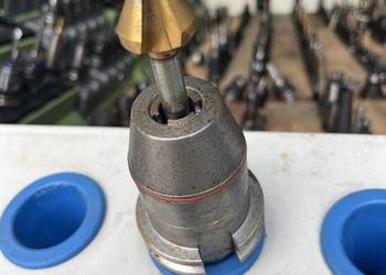Uchwyt WTE SK40 + pogłębiacz stożkowy HSS 25 mm TiN
