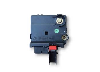 BEZPIECZNIK MERCEDES W220 S KLASA 0005401950