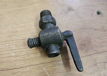 FSO Warszawa M20 200 223 224 Kranik kurek spustowy chłodnicy wody