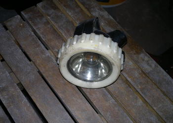 Lampa na kask sprawna
