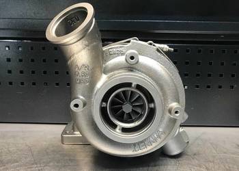 Turbosprężarka John Deera regenerowana RE549136