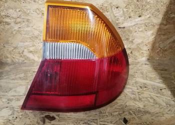 Lampa Tylna Prawa Chrysler 300M 2001 rok Lampa Tylna Prawa Chrysler 300M 2001 rok